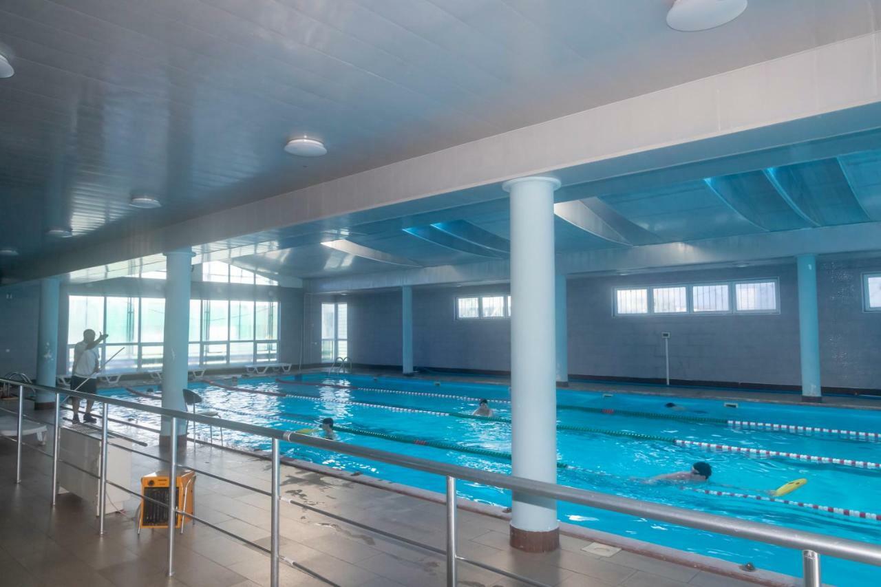 Orbi Apartment Ruslan Batumi Bagian luar foto